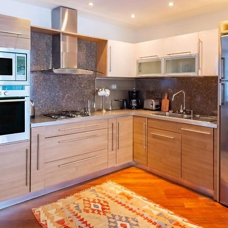 דירות איסטמבול Flat With Terrace Near Istiklal Street מראה חיצוני תמונה